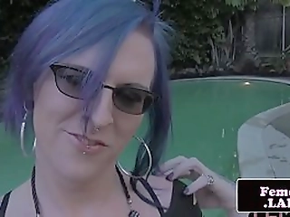 roundass trap spreading her gaping asshole