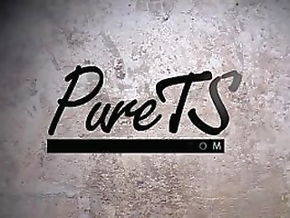 dick stroking shemale juju dourado doing it all alone