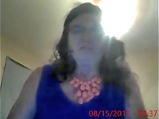 trans slut rubia loves anal fun in a dark dingy place