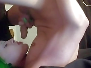 self sucking: trans teen licks the head of her cock