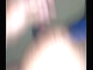 hot larissa plays solo on the bed